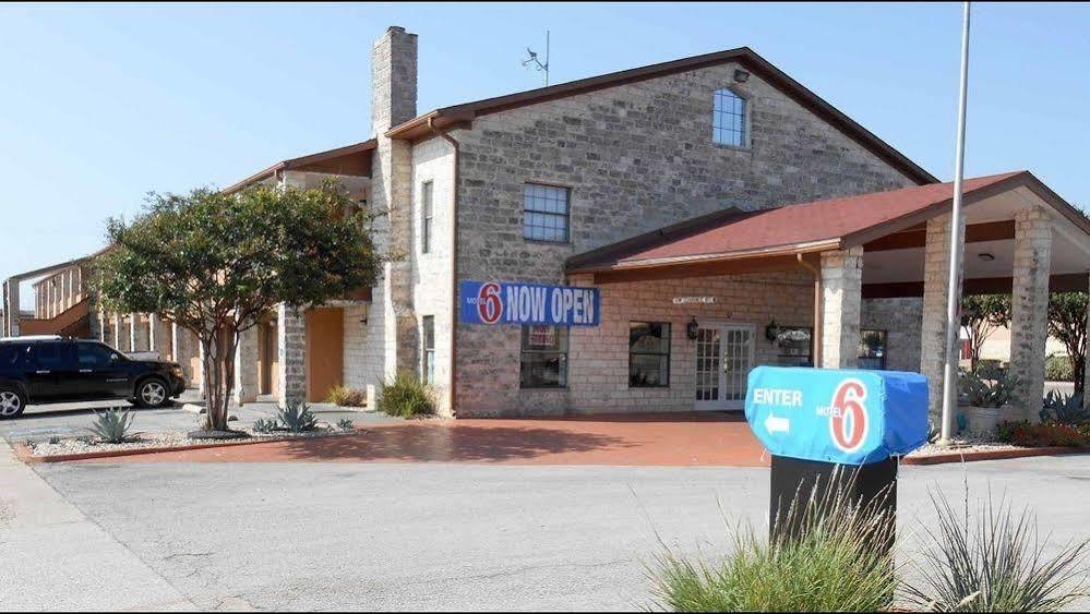 6-georgetown, Tx 2* Georgetown